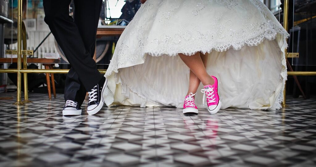 découvrez un service traiteur de mariage exceptionnel, offrant des plats raffinés et des options sur mesure pour faire de votre journée spéciale un moment inoubliable. éveillez vos papilles avec des saveurs uniques et un service impeccable.